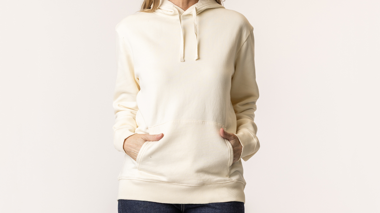 What to Look For in an Organic Cotton Hoodie: A Buyer’s Checklist