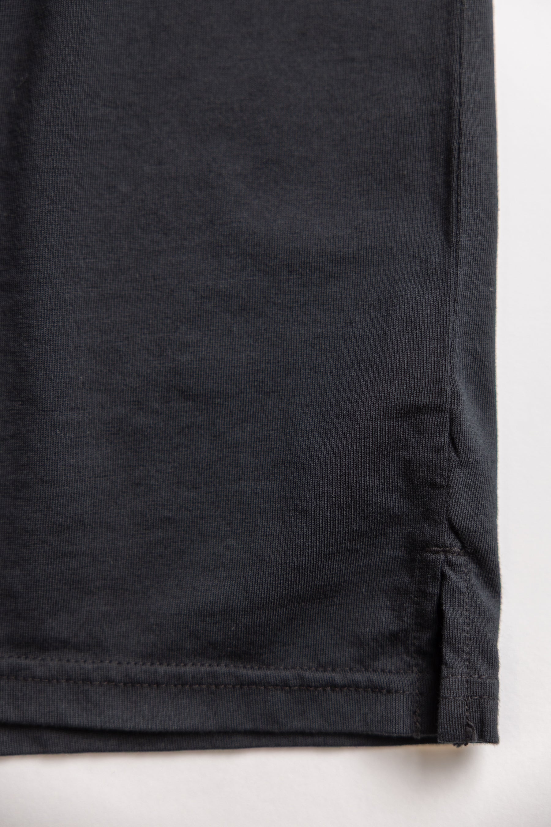 organic cotton black t-shirt